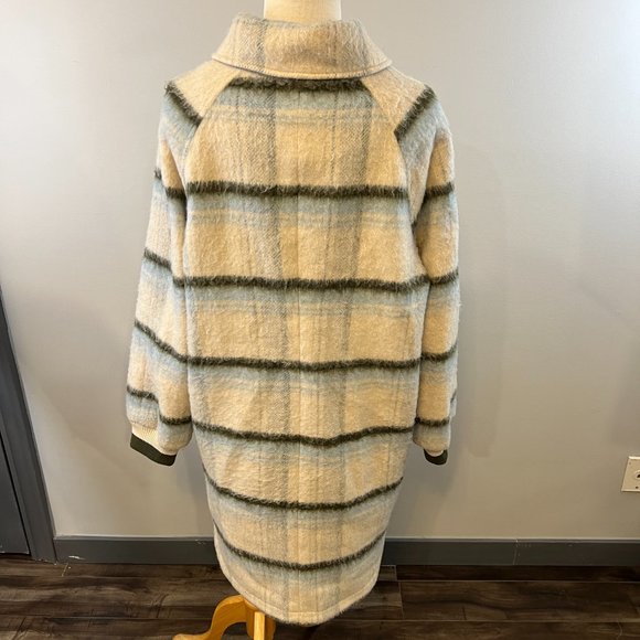 AVEC LES‎ FILLES Brushed Oversize Longline Varsity Coat in Cream Olive Plaid - Picture 6 of 11